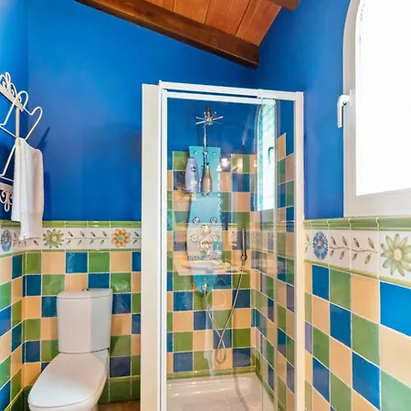 Estilo Mediterranea Con Piscina, Jardin, Bbq Y Jacuzzi - Bel Air Real * Estepona