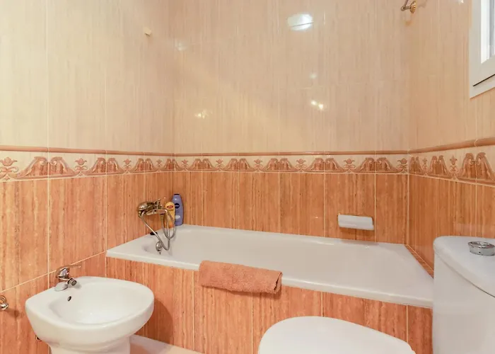 Ferienhaus Estilo Mediterranea Con Piscina, Jardin, Bbq Y Jacuzzi - Bel Air Real *