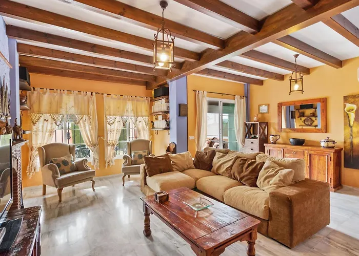 Estilo Mediterranea Con Piscina, Jardin, Bbq Y Jacuzzi - Bel Air Real Vakantiehuis Estepona